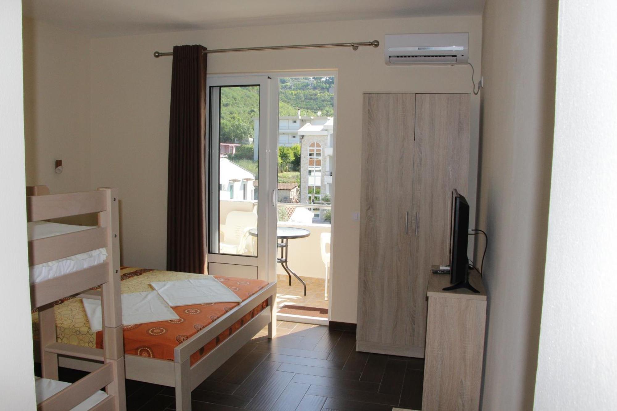 Apartment Family Улцинь Екстер'єр фото